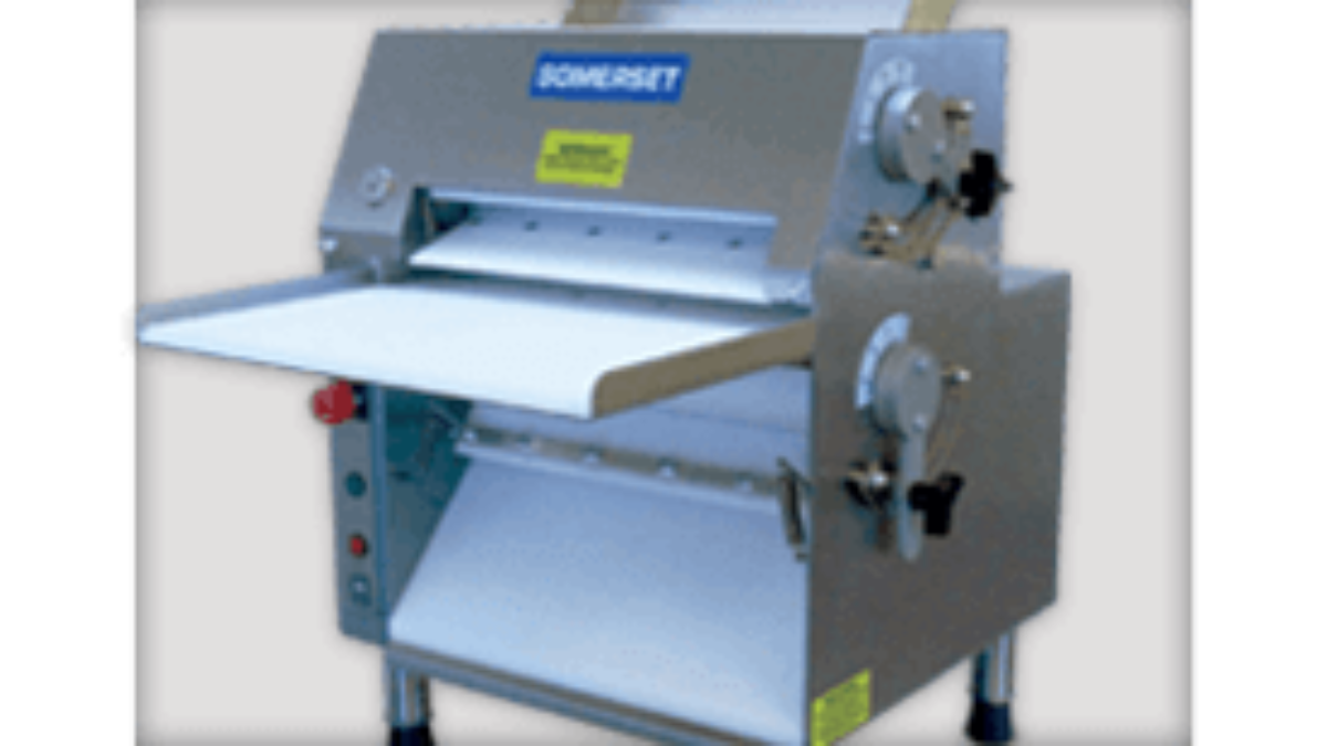 Living Italian Style since 1997 - 3 Gear Set Dough Sheeter Machine